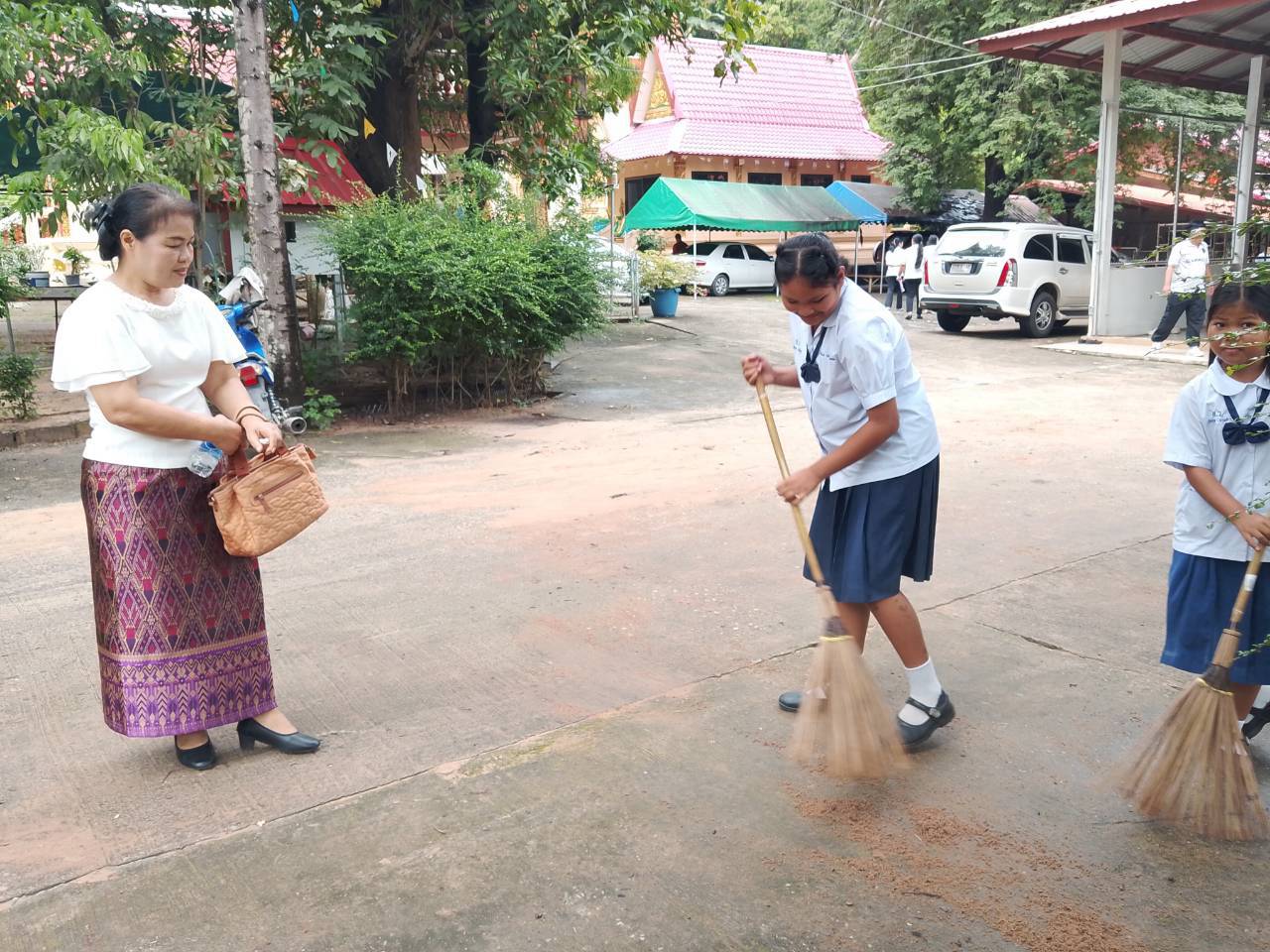 27  กรกฎาคม  2569....โครงการ "วัด ประชารัฐ สร้างสุข"  รวมพลังสร้างสัปปายะสู่วัดด้วยวิถี 5 ส (Big  Cleaning Day)  ณ. วัดบ้านวังกางฮุง หมู่ที่1 ต.บุ่งไหม อ.วารินชำราบ จ.อุบลราชธานี